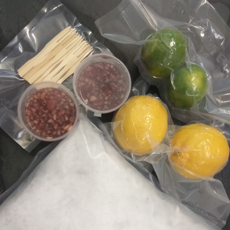 Устричный набор deluxe (2 соуса, лимоны, лаймы, лед, шпажки)