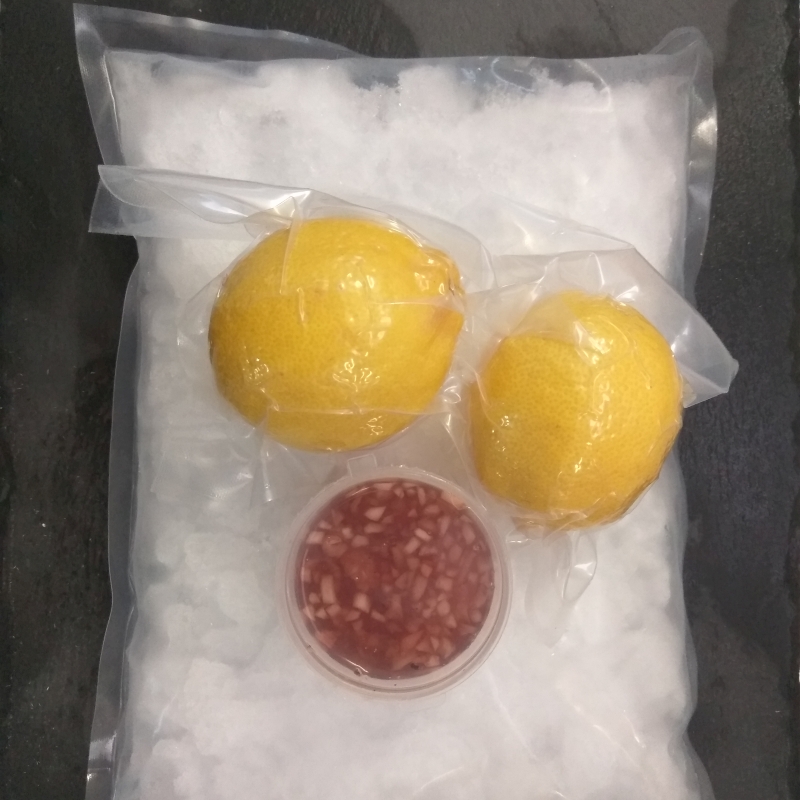 Устричный набор стандарт (соус, лимоны, лед)